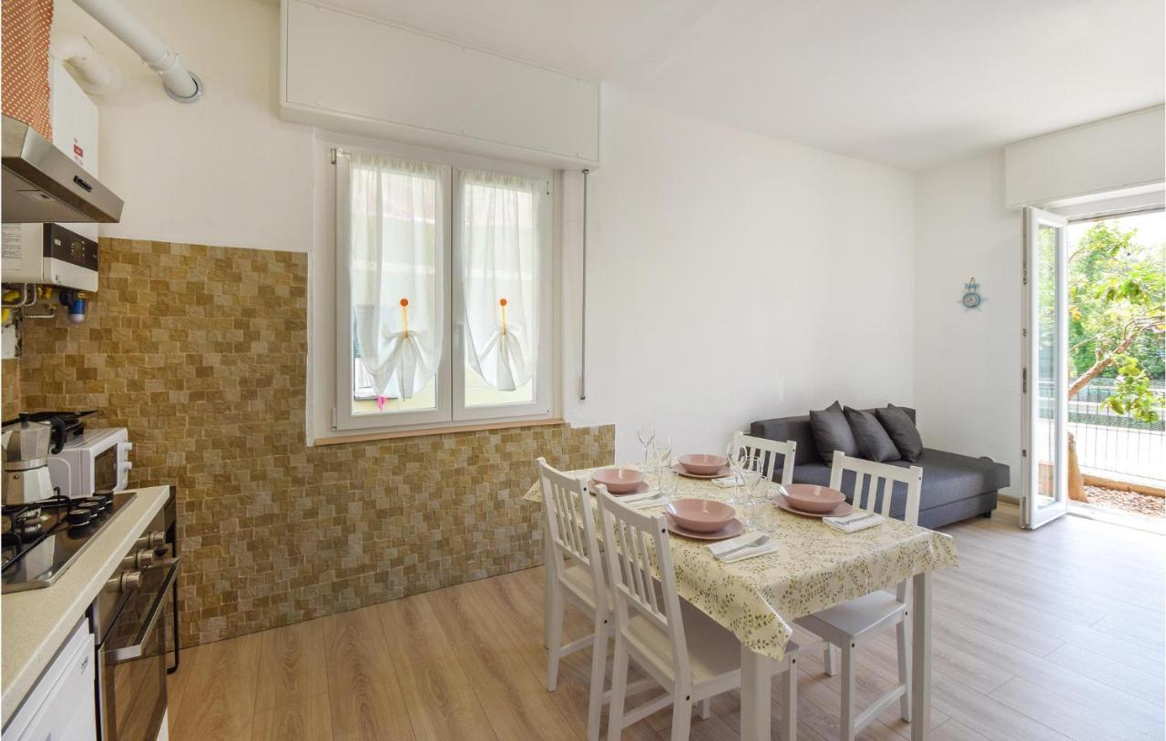 Amazing Apartment In Rapallo With Kitchen Luaran gambar